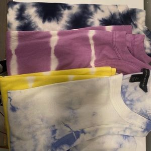 NWT 4 high neck tie dye tank tops.